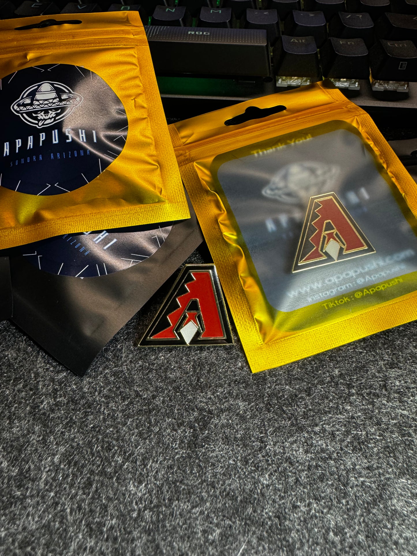 Dbacks Gold pin